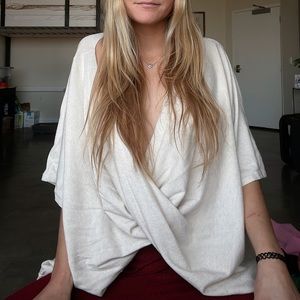 ANTHROPOLOGIE SWEATER (NEUTRAL)